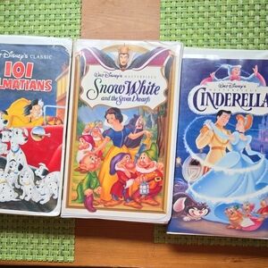 Disney VHS Set: Snow White, Cinderella, And 101 Dalmatians!